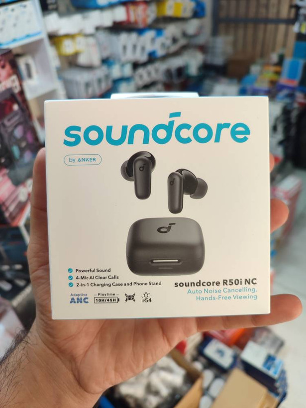 هدفون بلوتوثی انکر مدل soundCore r50i A3949 با قابلیت نویز کنسلینگ، درگاه شارژ usb typ_c ، دارای فناوری Al_Enhanced ، برای کاهش نویز و بهبود مکالمات ، مقاوم در برابر رطوبت و عرق